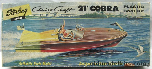 Sterling 1/16 Chris Craft 21' Cobra Boat - Motorized, B16-298 plastic model kit